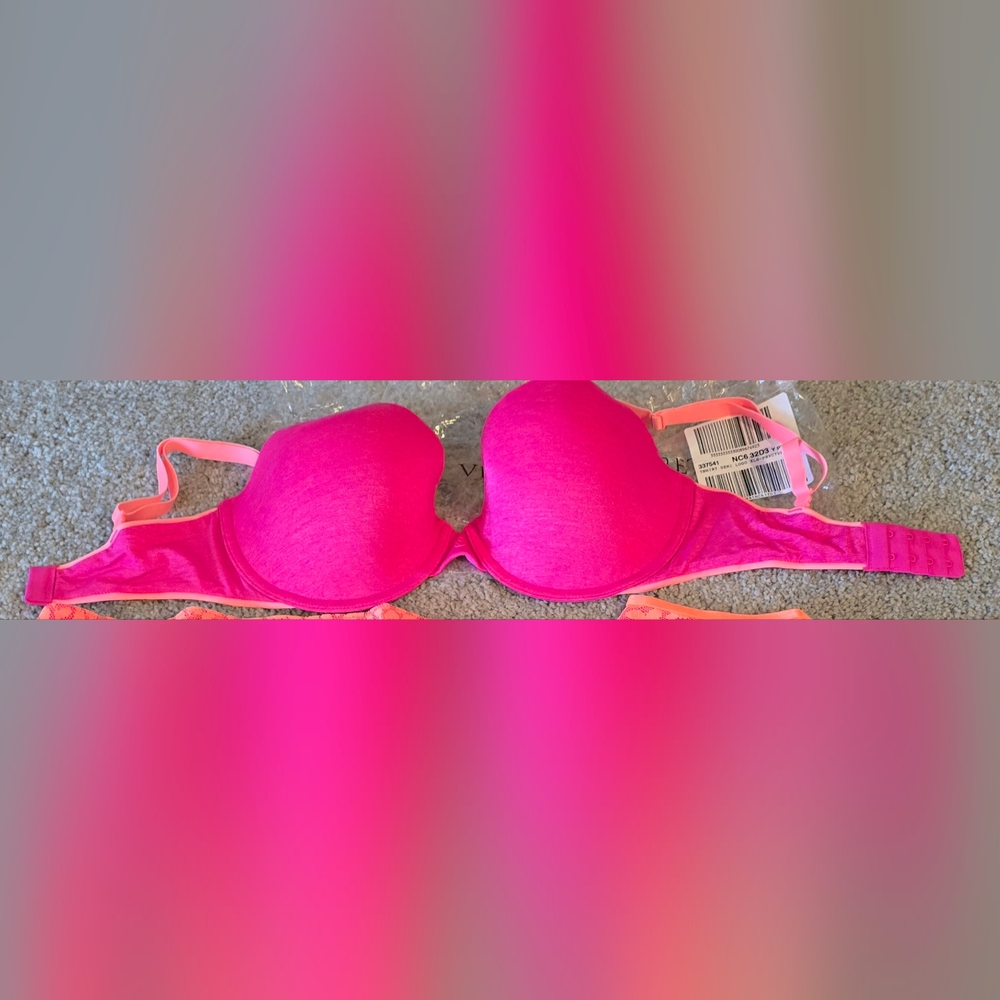Victoria Secret Tshirt Demi Bra- NWT-Pink w/ Orange Trim-32ddd